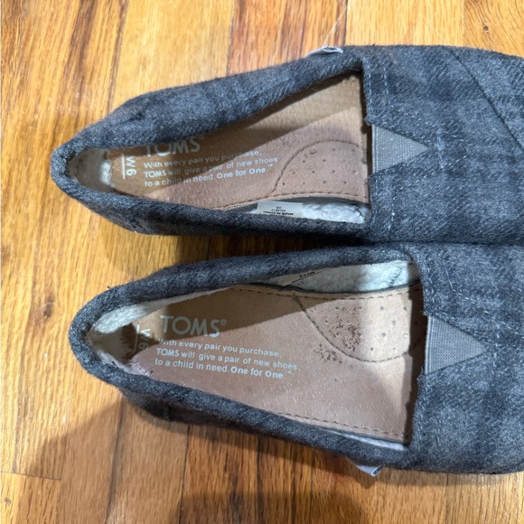 toms - Picture 8 of 8